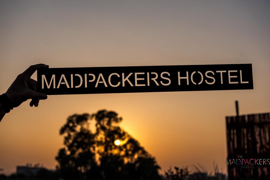 Madpackers Delhi Vandrarhem New Delhi Exteriör bild
